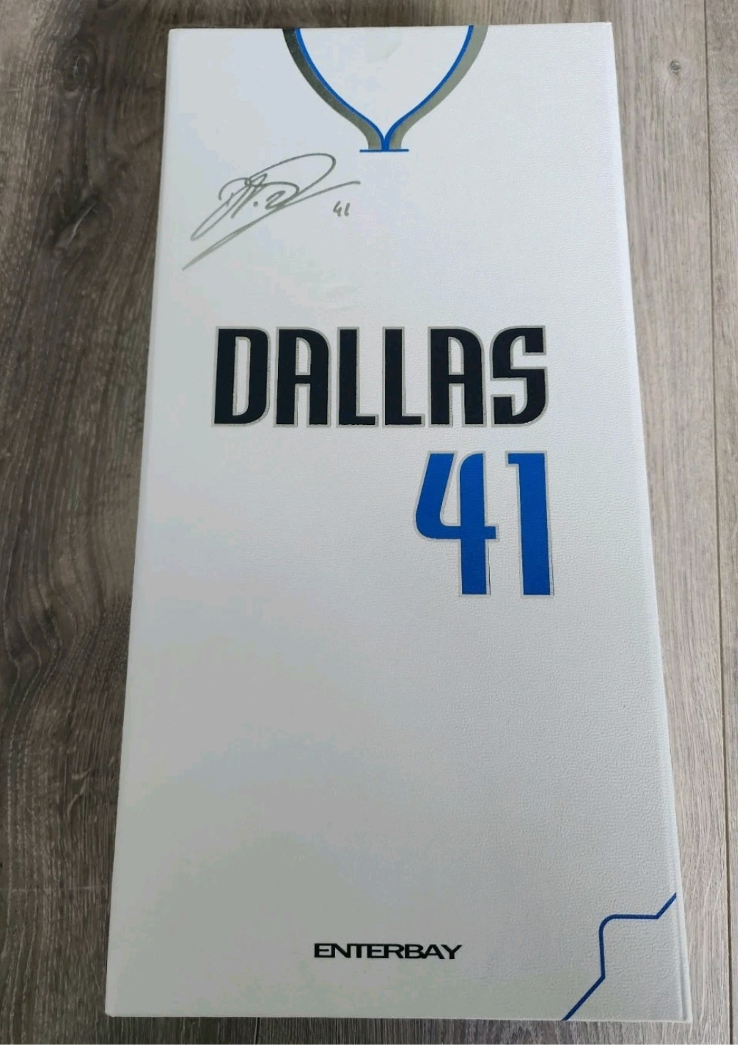 ENTERBAY Real Masterpiece Dirk Nowitzki 1/6 Scale NBA Action Figure BRAND NEW