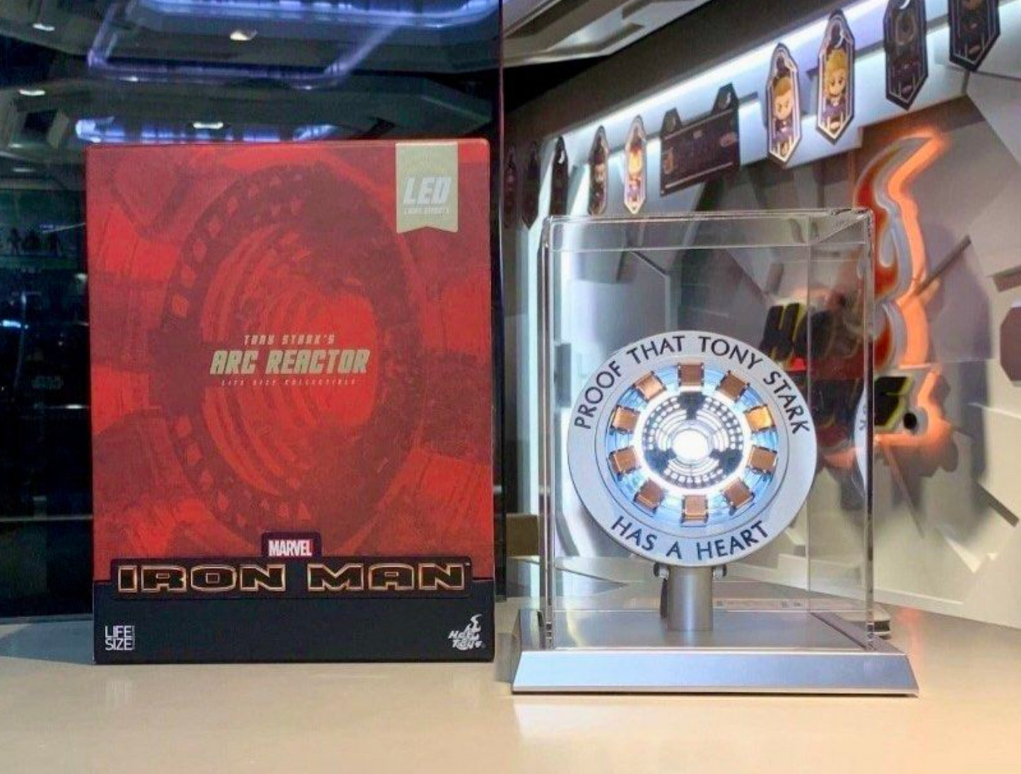 Hot Toys LMS 12 Iron Man – Tony Stark’s Arc Reactor