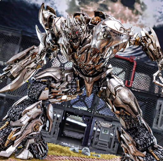 ME005 Oversized KO For ThreeZero DLX Megatron Transformers ROTF Die-cast Figure