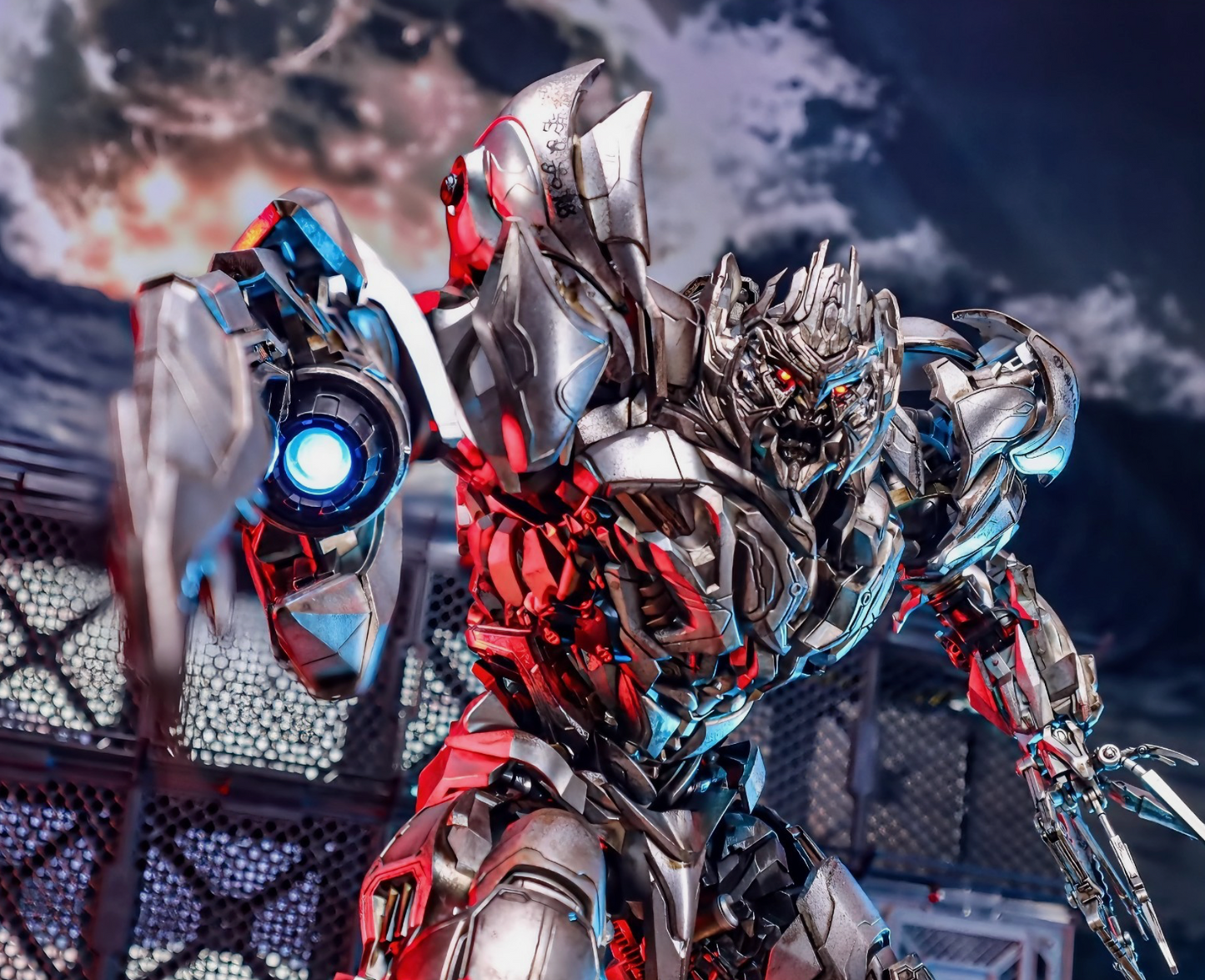 ME005 Oversized KO For ThreeZero DLX Megatron Transformers ROTF Die-cast Figure