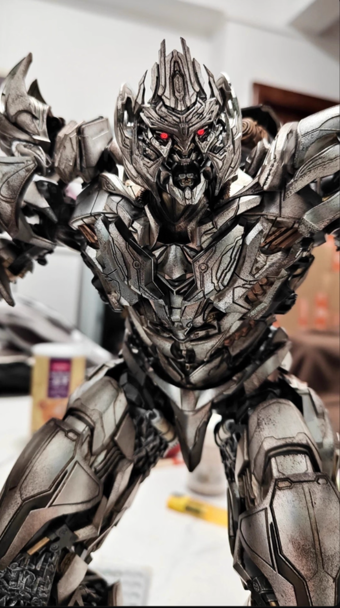 ME005 Oversized KO For ThreeZero DLX Megatron Transformers ROTF Die-cast Figure