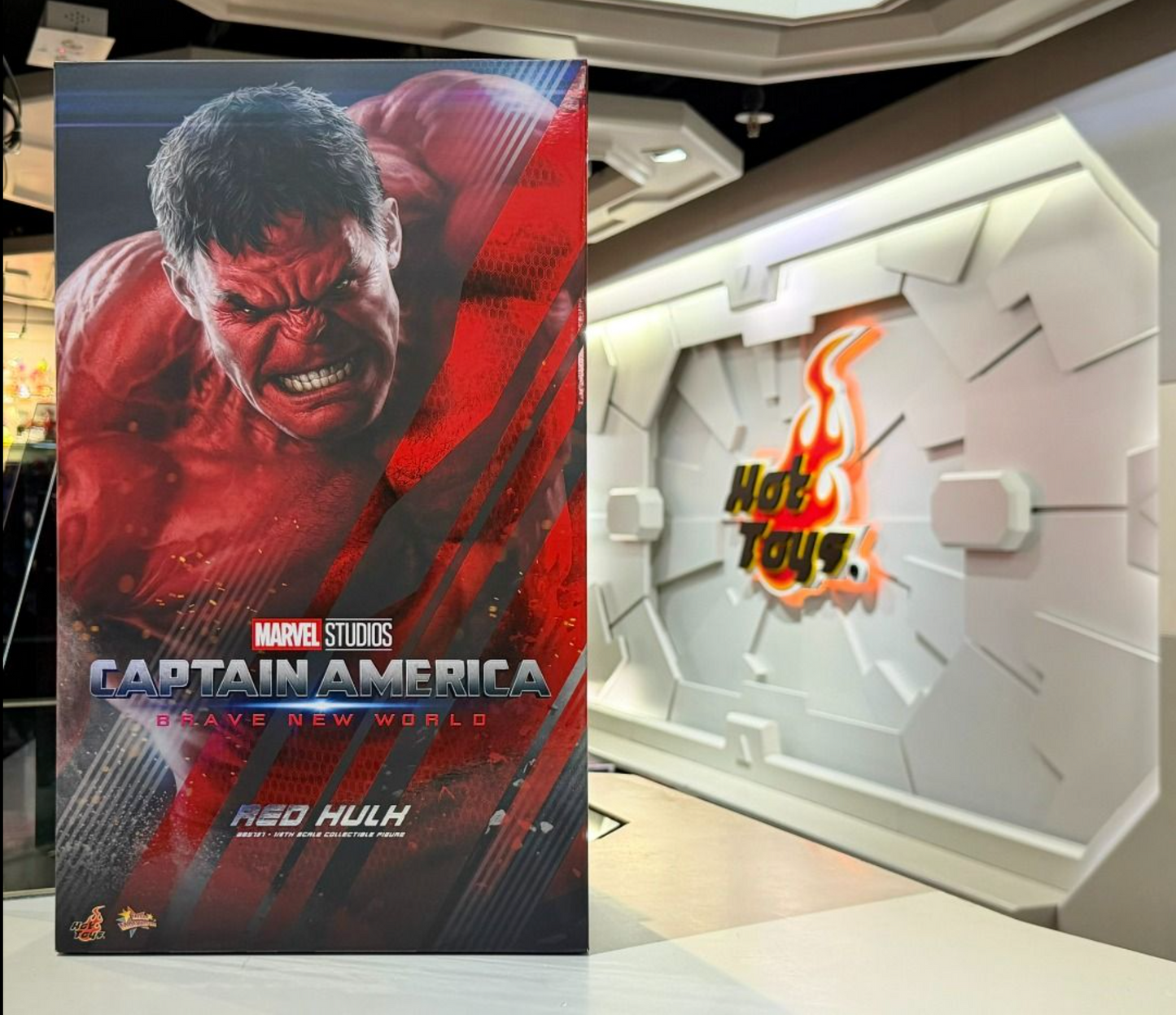 Hot Toys MMS797 Captain America: Brave New World Red Hulk 1/6 Figure NEW