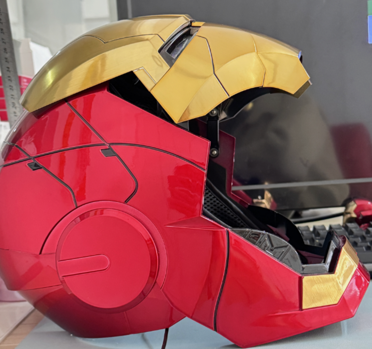 Iron Man Gold MK5 Helmet Electronic Voice Activated Open&Close Mask Autoking