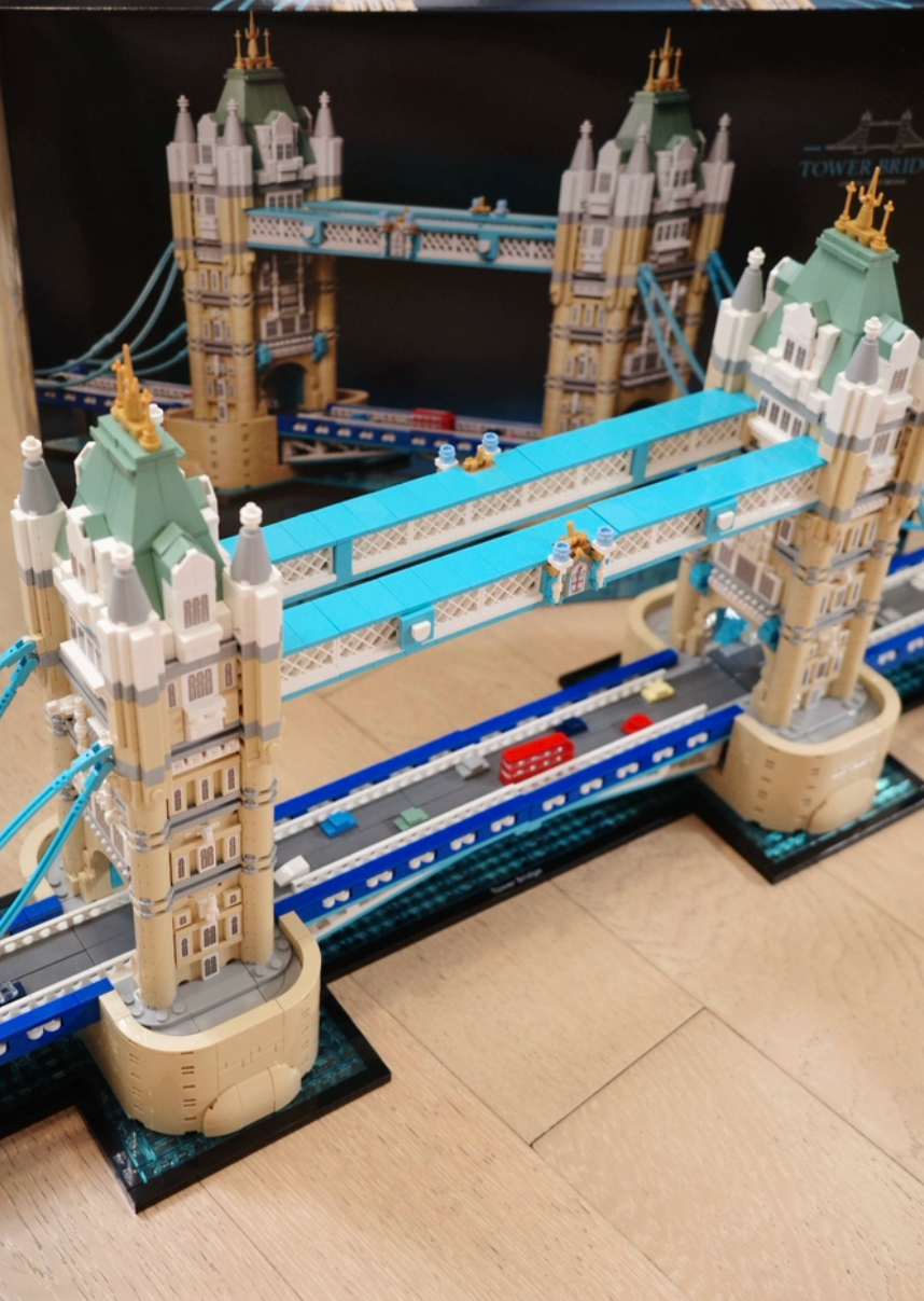 London Tower Bridge Extension MOC Fit for 10214 Tower Bridge