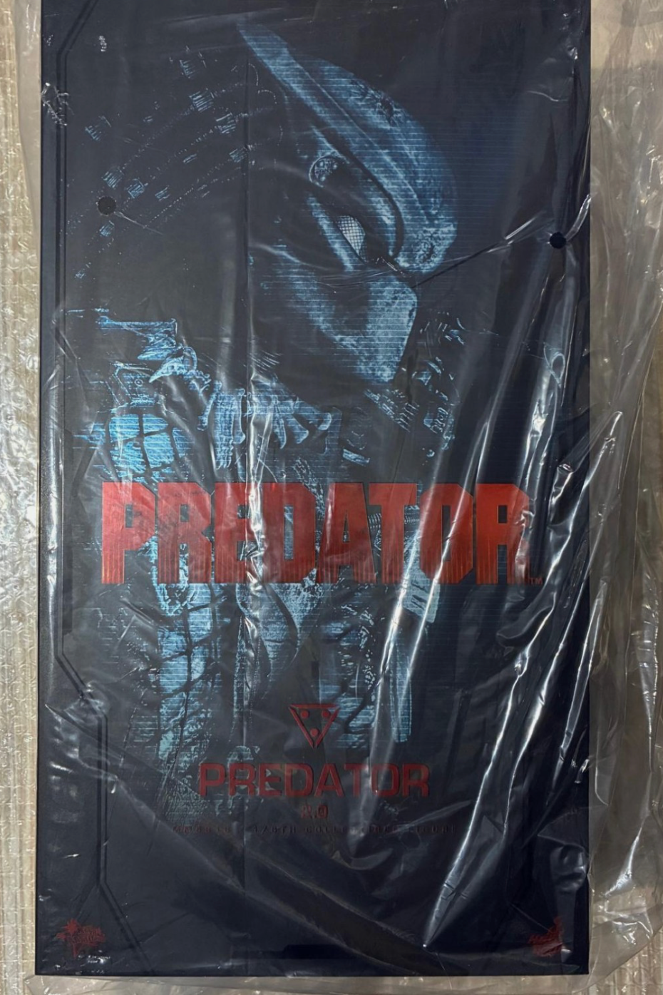 Hot Toys MMS816 Predator 1/6 Predator (2.0)
