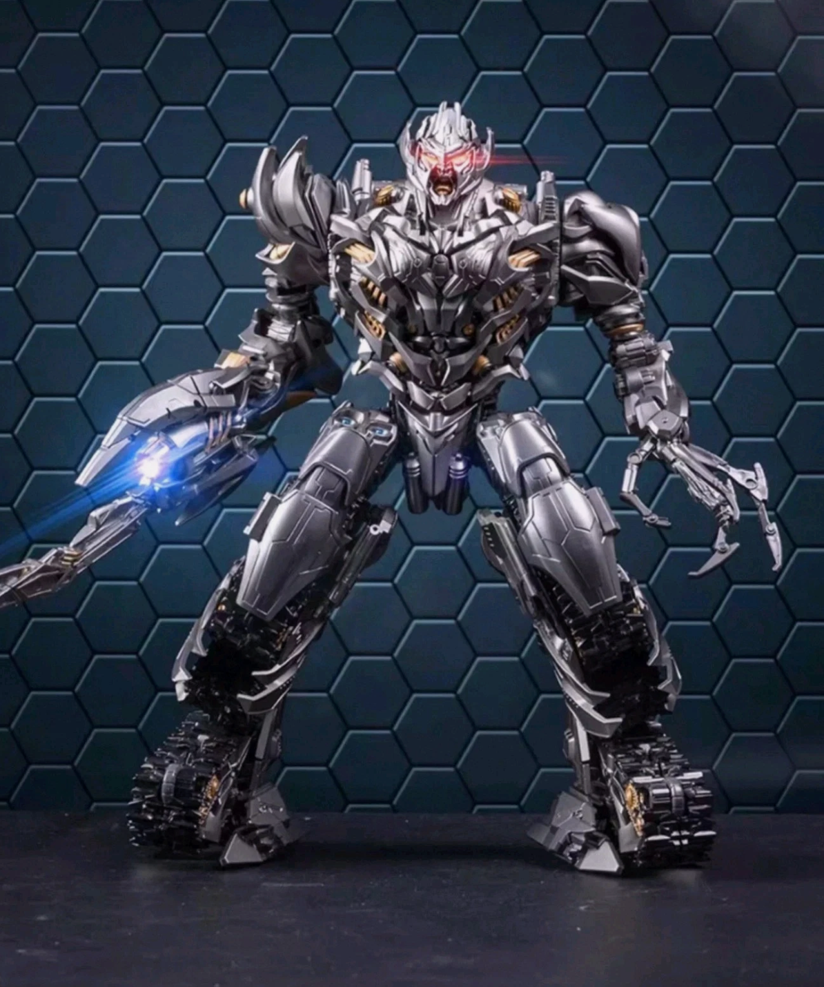 BMB Transformation LS06 Megatron Tank Mega Commander Figure/Holiday Gift